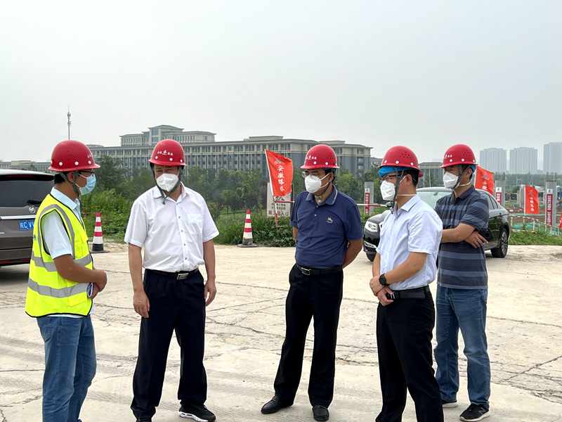蚌埠市委常委、市委秘書長、懷遠(yuǎn)縣委書記王慶武到G206-03標(biāo)項目調(diào)研指導(dǎo)工作